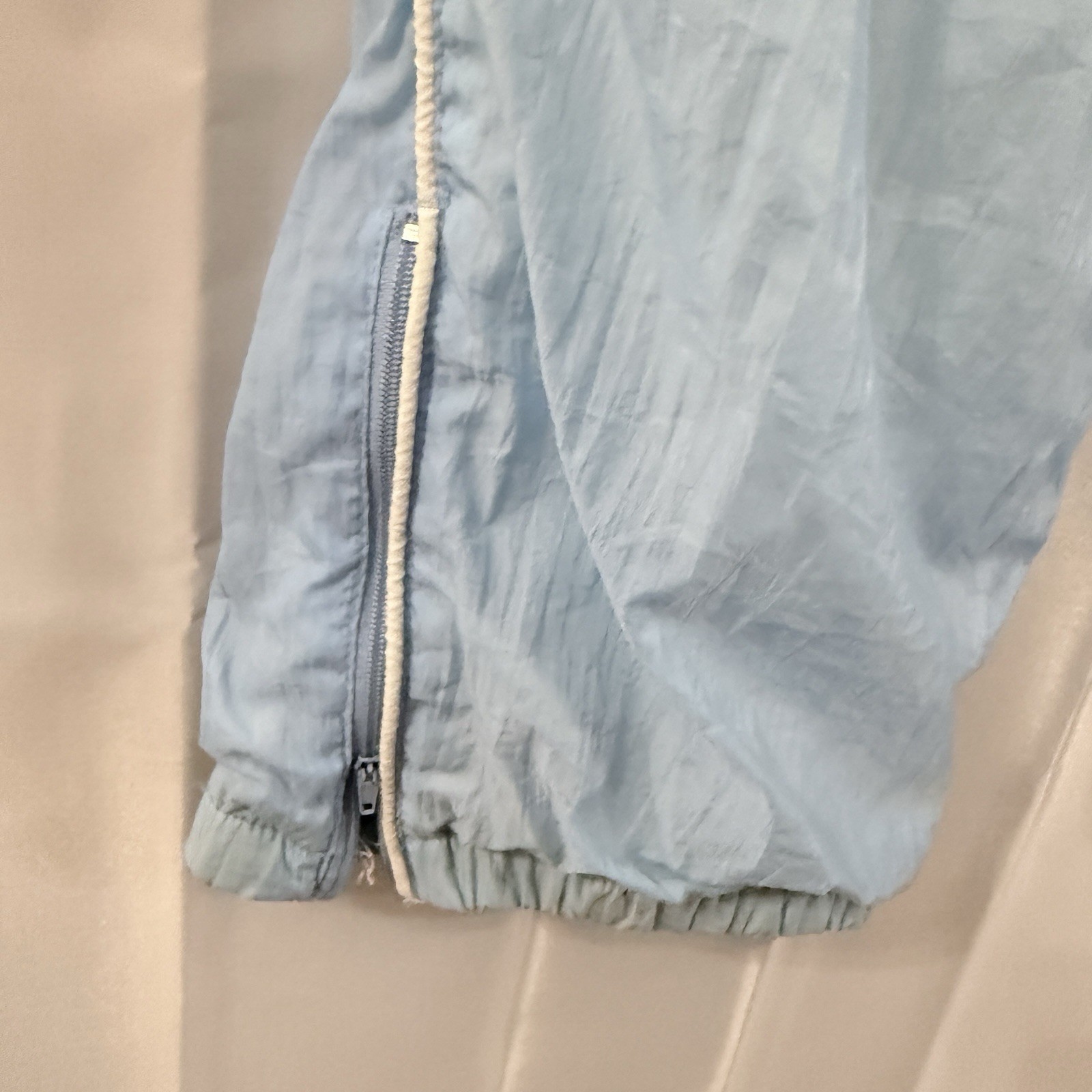 Vintage 80s Womens Set Powder Blue Track Wind Suit Joggers Crest Retro Party L *