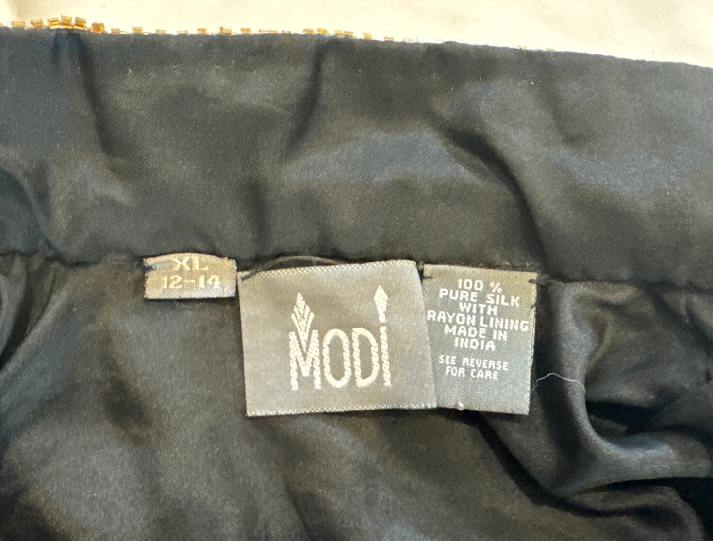 Modi Vintage 80’s Sequin Jacket Size XL(12-14). Very Good Condition