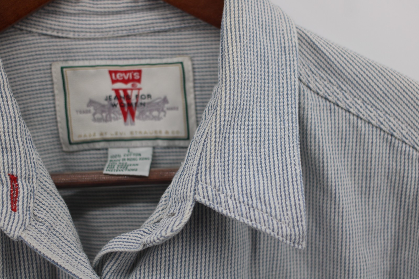 Levi’s Button Up Blue White Stripe Jeans For Women Large Button Down Western