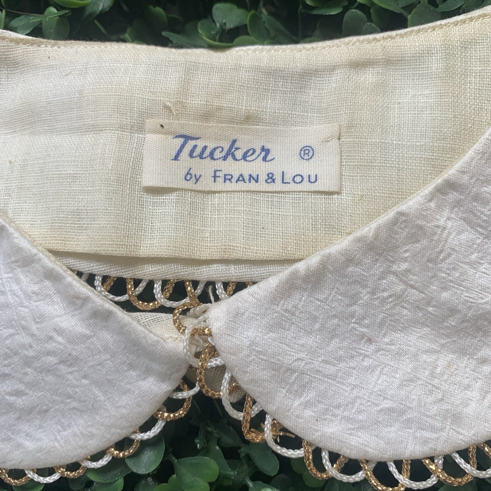 Vintage 50s 60s 1960s Tucker By Fran & Lou White & Metallic Holiday Collar