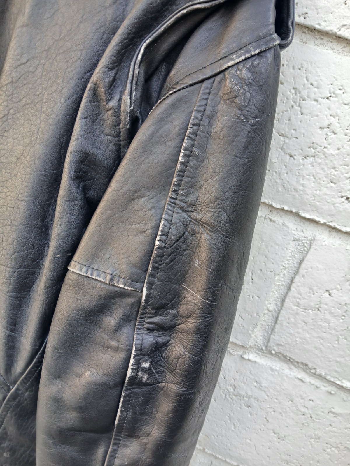 Vtg 1980s Black Leather Motorcycle Jacket* British Imports, Hollywood, Ca*Rare!