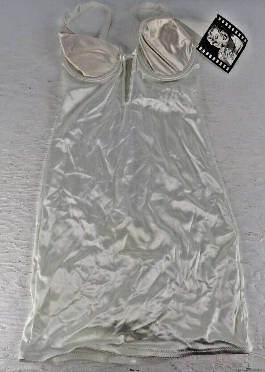 Marilyn Monroe Warners 36B Style 7711 Camisole With Underwire lingerie
