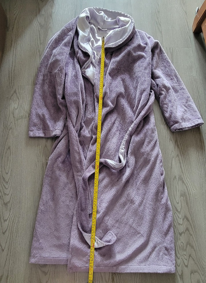 Vintage PRIVATE QUARTERS Women’s Small Lavender Plush Robe Bathrobe Made in
