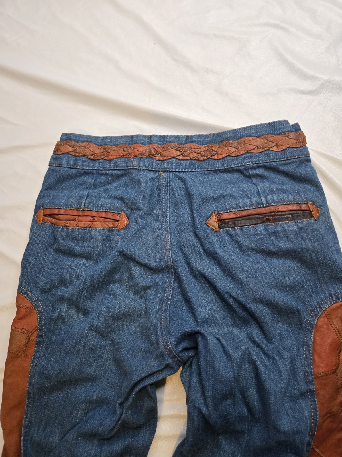 Vintage 70’s Lee-Fur Denim Leather Panel Bell Bottom Jeans 29×34
