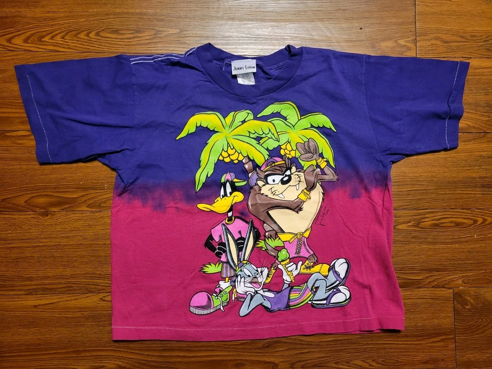 Vintage 90s Taz Daffy Tie Dye Cropped TShirt Sz Med Single Stitch Jerry Leigh