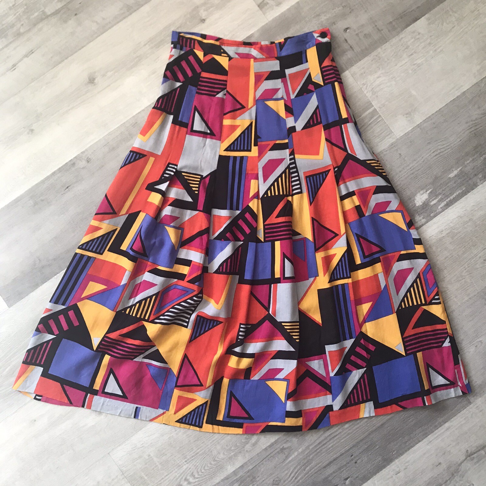 VTG Small Geometric Mod Abstract Art To Wear 80’s Colorful Picasso Artsy Vibrant