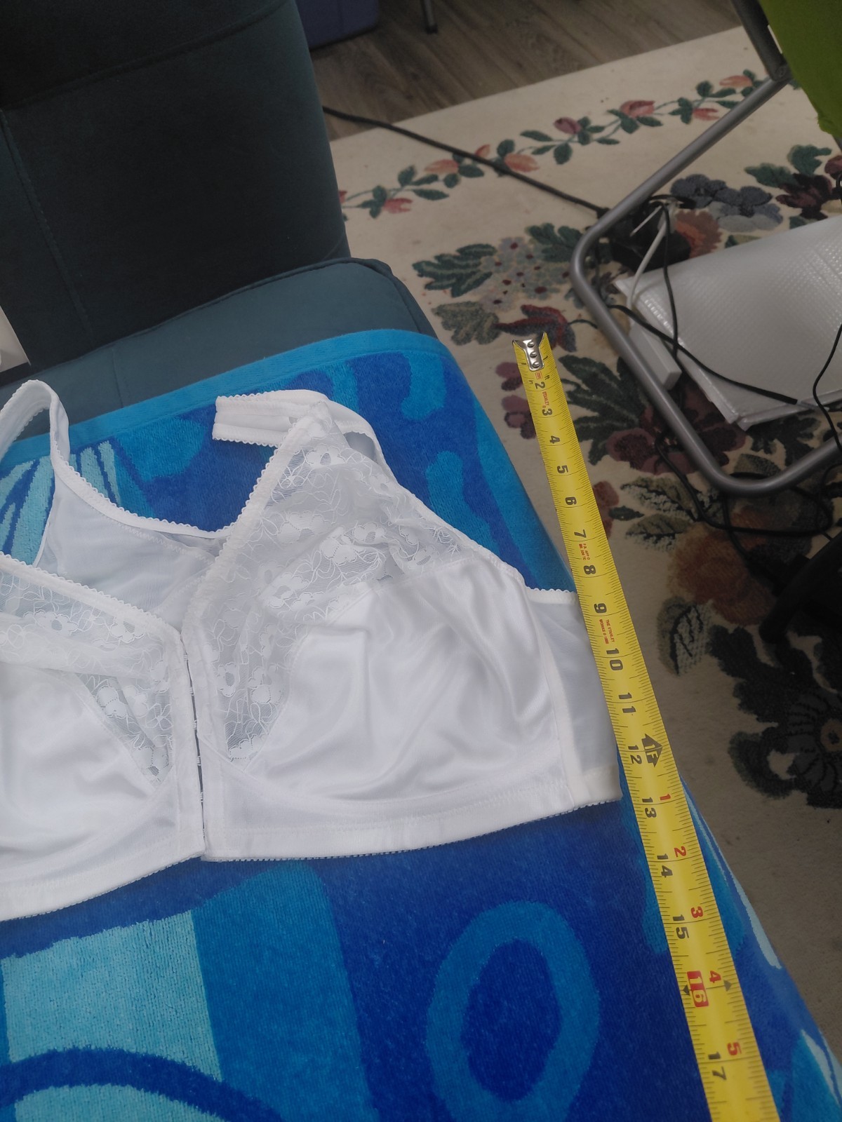 Vintage Exquisite Form Bra Size 42D