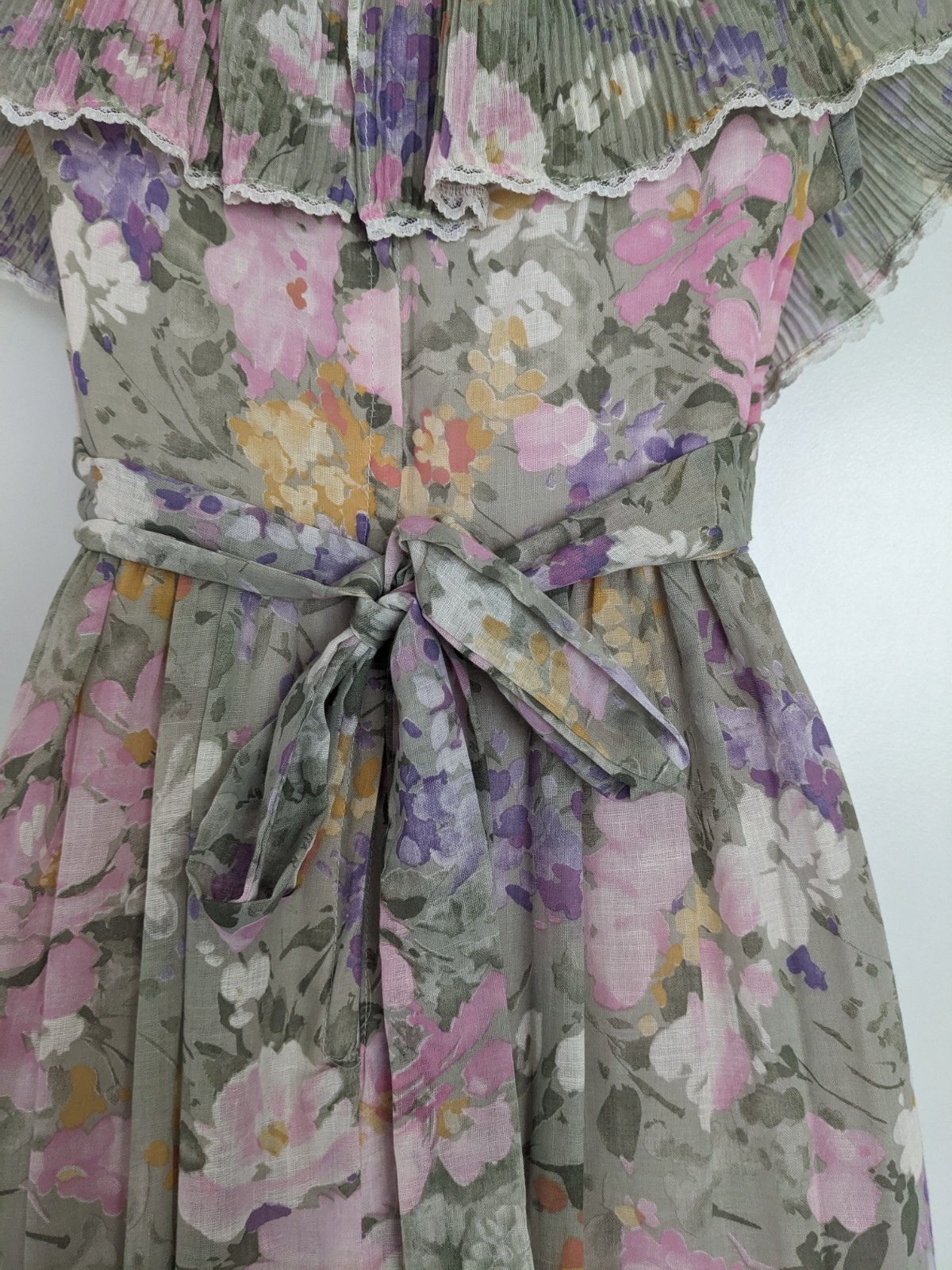 Candi Jones Vintage 70s Cottagecore Prairie maxi dress floral ruffle boho USA