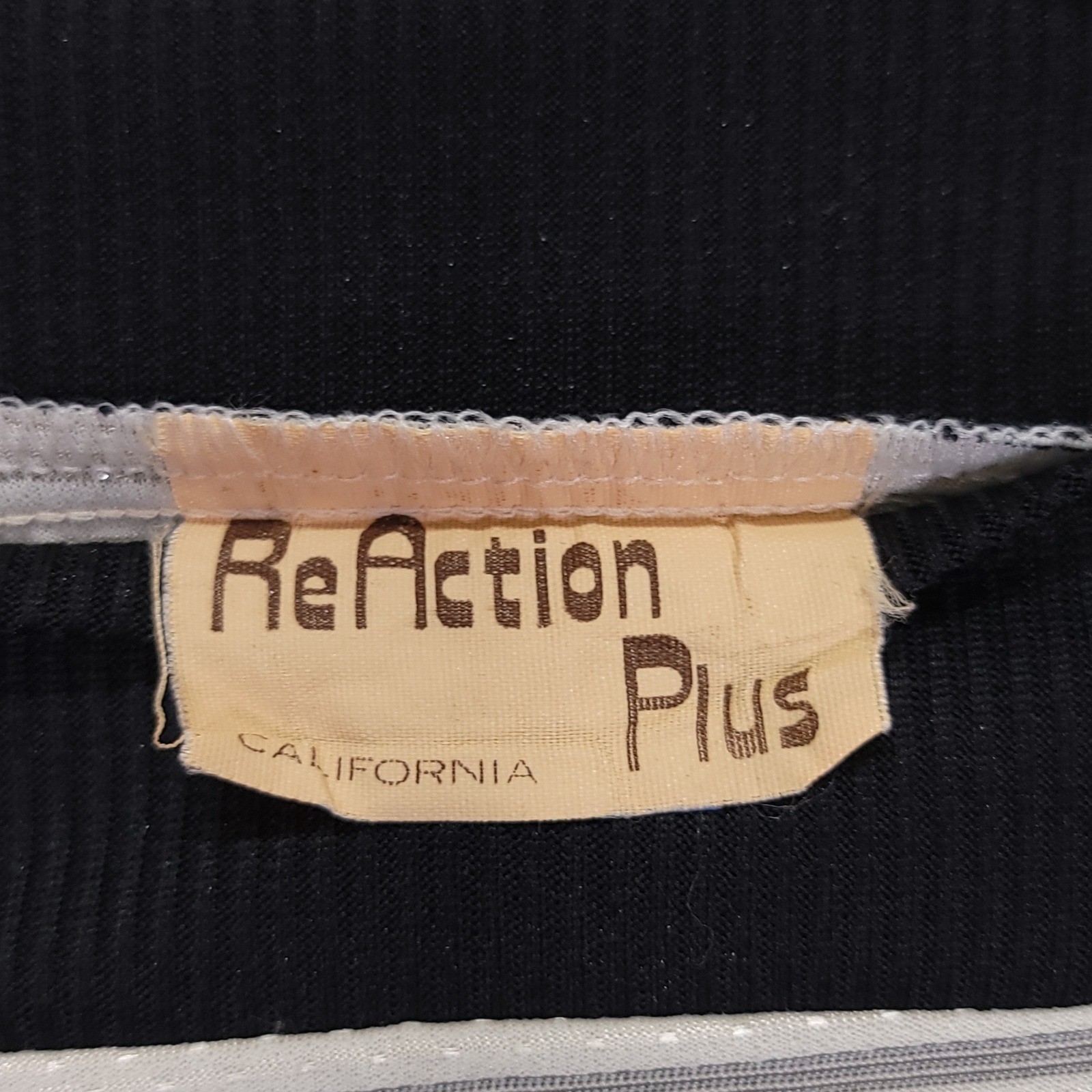 Vintage ReAction Plus California Batwing Striped Metallic Lurex Top Black Cream
