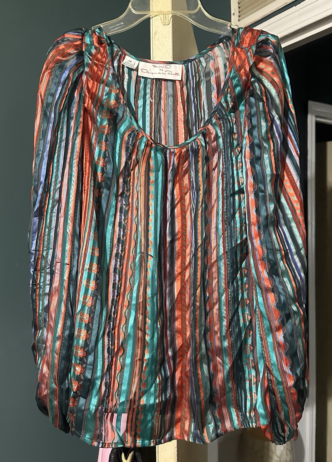 80s Oscar de la Renta Miss O 100% Silk Blouse with Flowy Sleeves Size 16