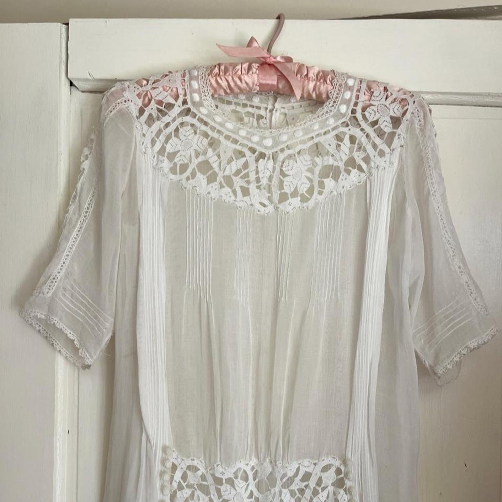 Antique 1920s White Sheer Cotton Iris Floral Crochet Lace Flapper Blouse Size XS