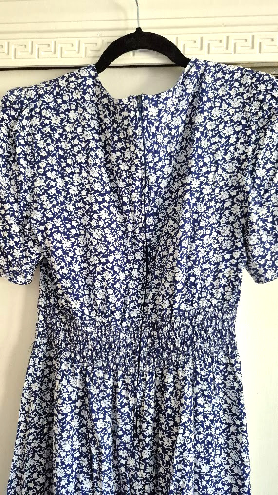 Ms. Darby Vintage Blue & White Summer Floral Midi Dress Size 6 – Fit & Flare