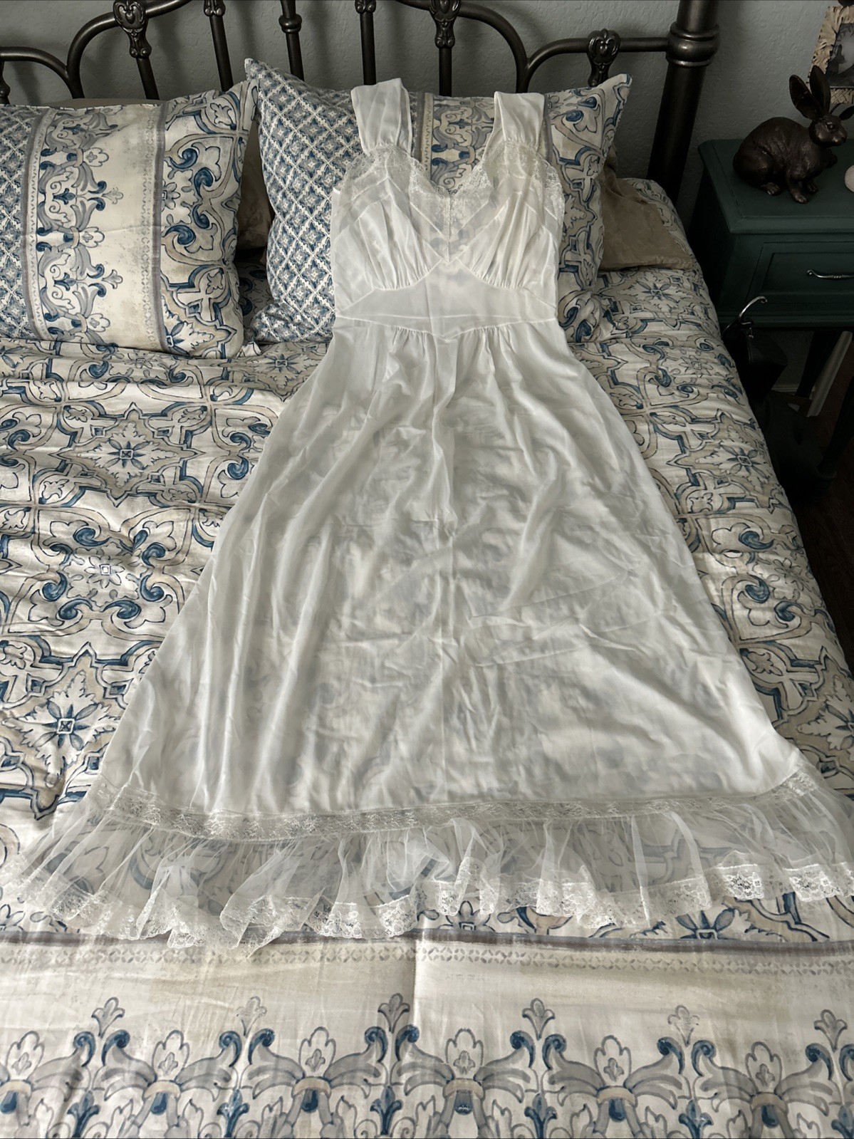 Vtg Luxite Holeproof 60s Romantic Sheer Ivory Nightgown Lace Insets Bridal Sz 36