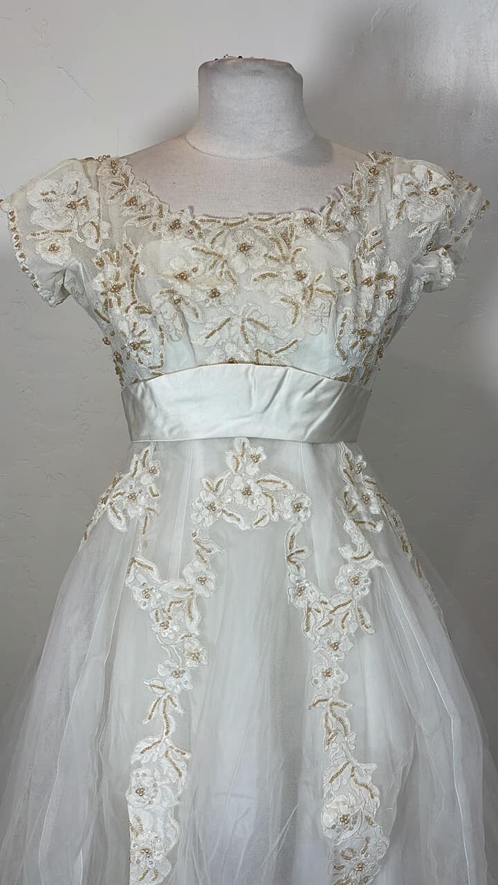 Vintage Stunning 1950’s 1959 Balenciaga wedding gown