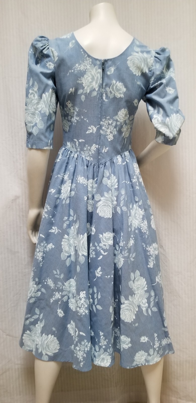 NWT Vintage 1980/90s SG GILBERT Blue White Floral LAURA ASHLEY-Esque Dress – S/M