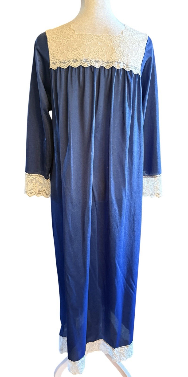 Jill Andrea Of New York Long Navy 100% Nylon Nightgown Long Sleeve Lace Trim USA