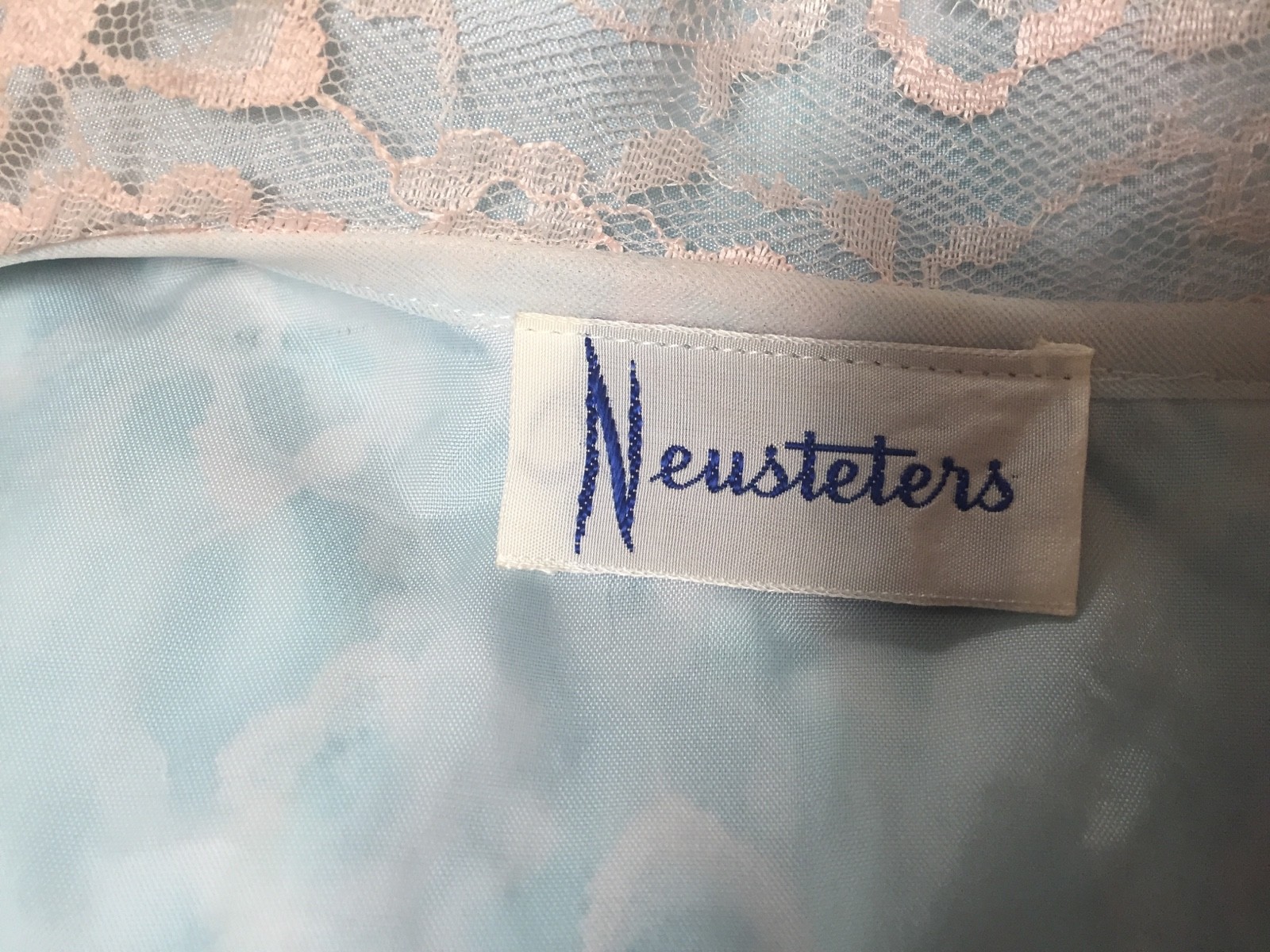 Vintage Lounging Robe – 1960’s Era