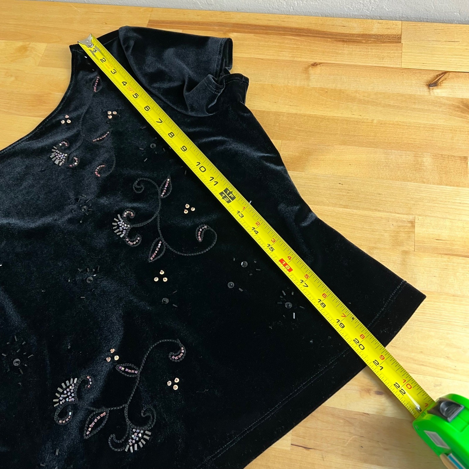 JR Nites by Caliendo Black Velvet Beaded Floral Top Vintage 90s Scoop Back Large