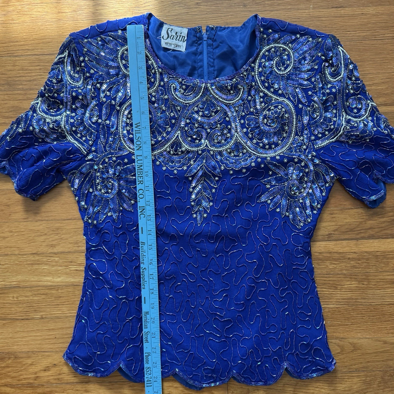 VTG Sarin Sequin Top Blouse Blue & White Women’s Sz M Clothing Bedazzled Elegant