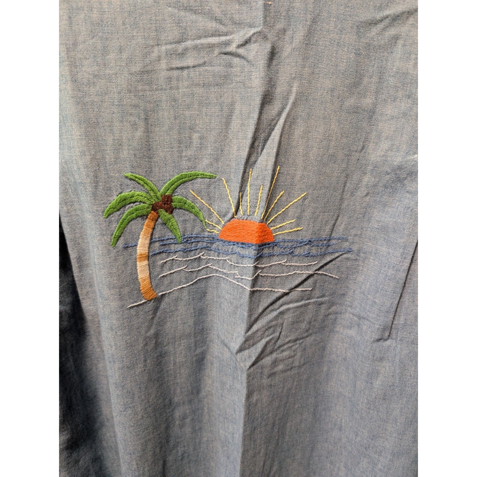 VTG 70s Levis M Chambray Blue Denim Tunic Top Embroidered Floral Insect Tropical