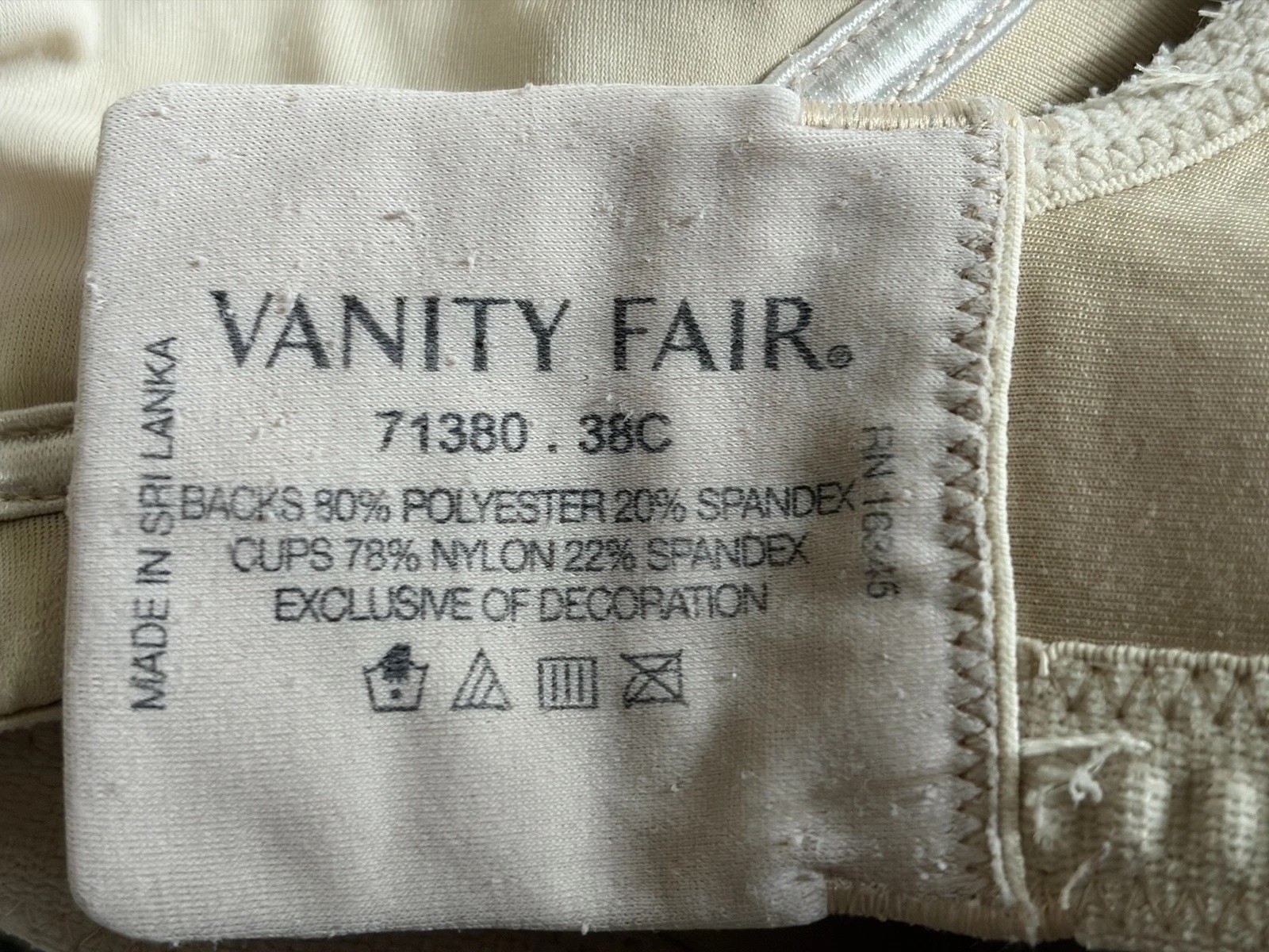 7 — Vanity Fair wireless 38C Bra’s