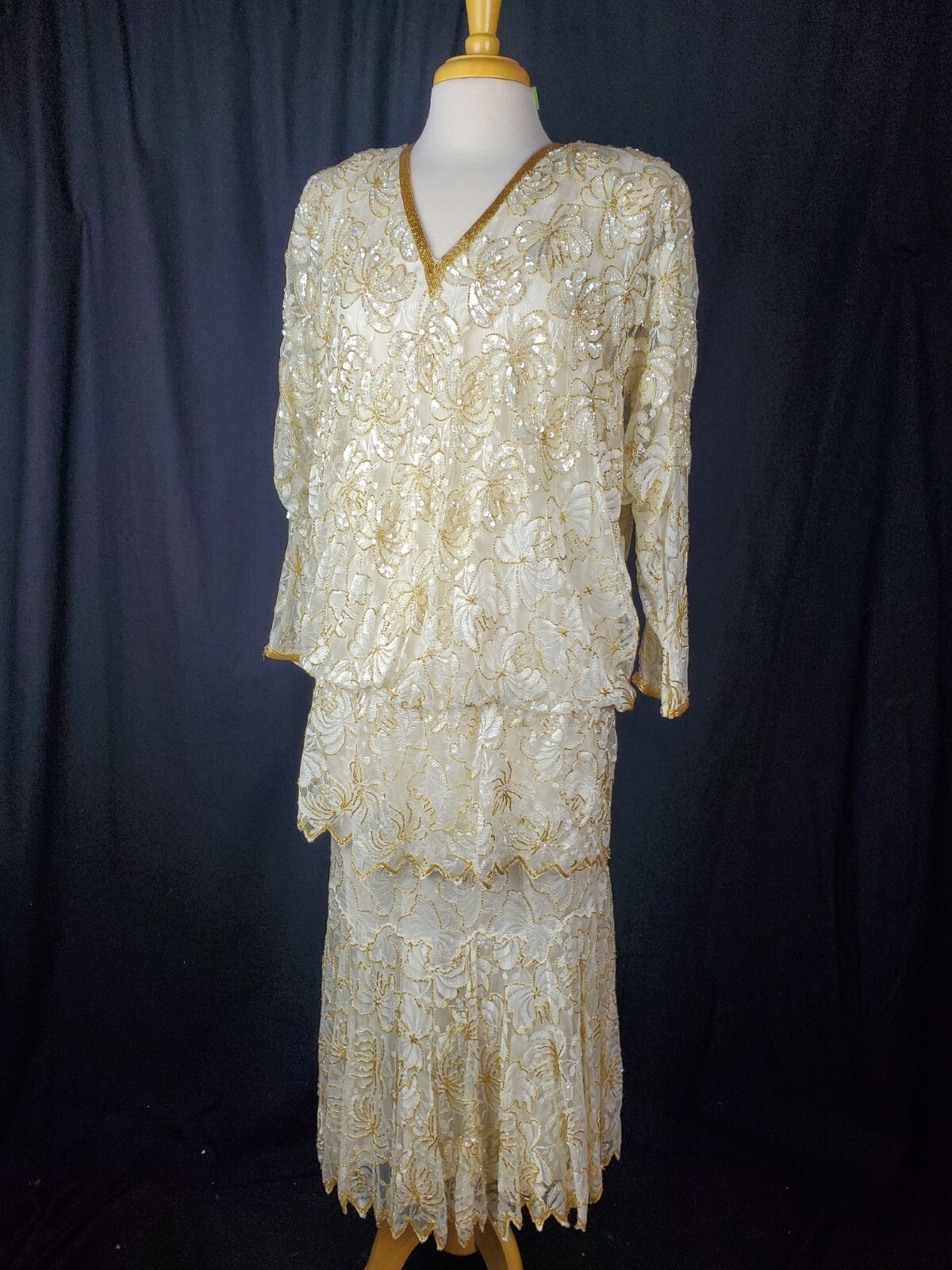 JUDITH ANN CREATIONS Vtg Ivory Lace Gold Beads Top & Skirt-Bust 40/Waist 30-40