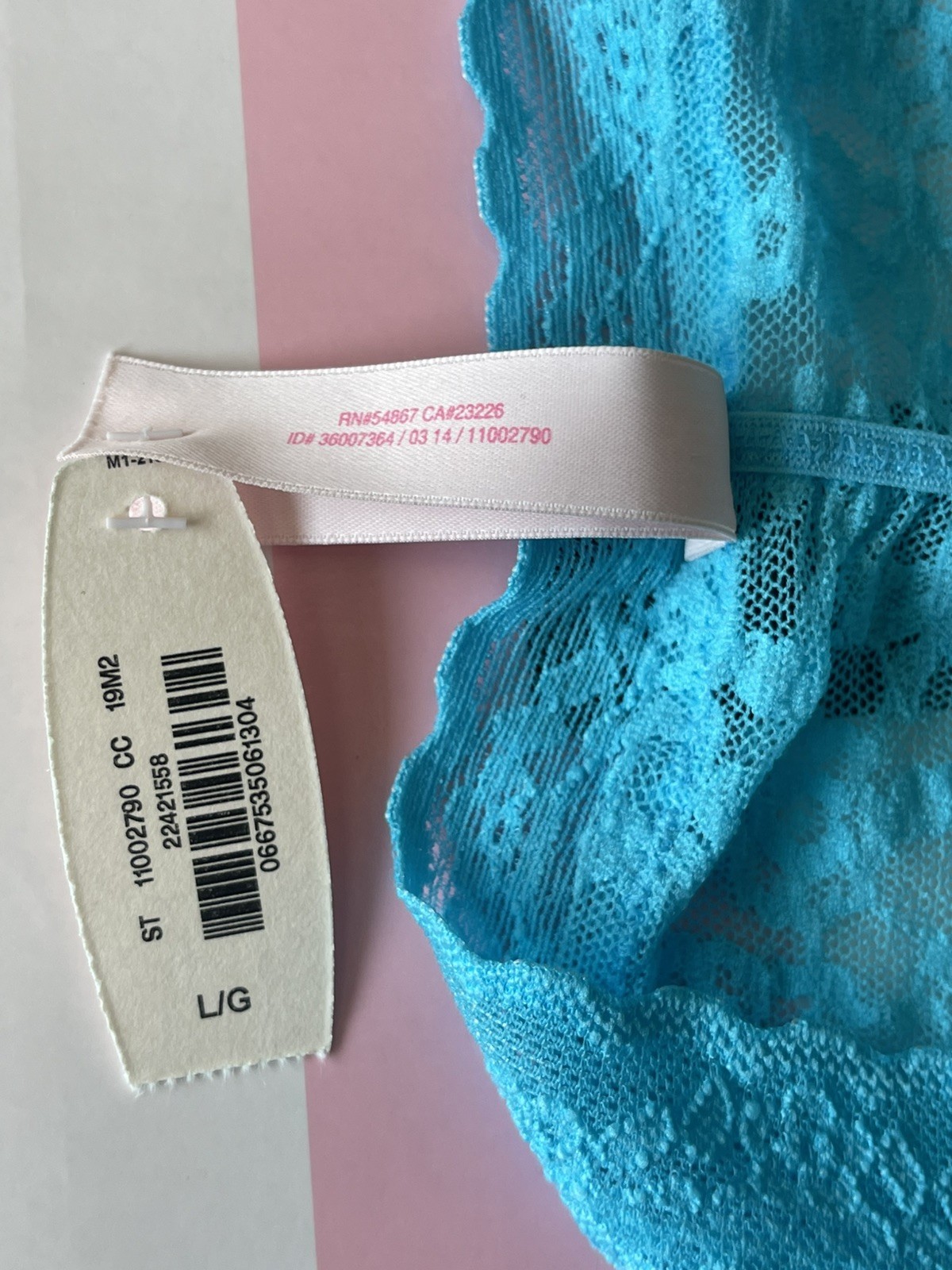 NWT VTG 2014 Victoria’s Secret Lace Hip-hugger. Electric Blue, Large