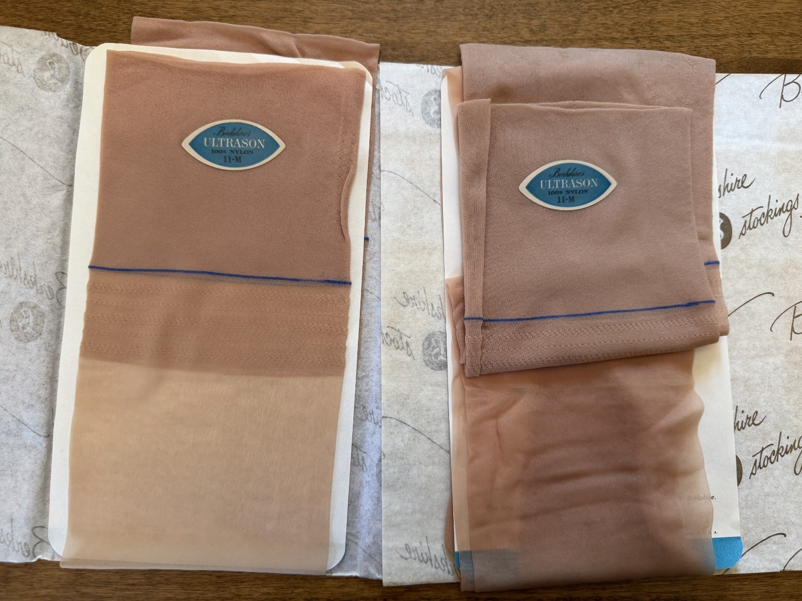 2 Pair Vintage Berkshire Ultrason Flat Knit Nylon Stockings Size 11M/33 NOS