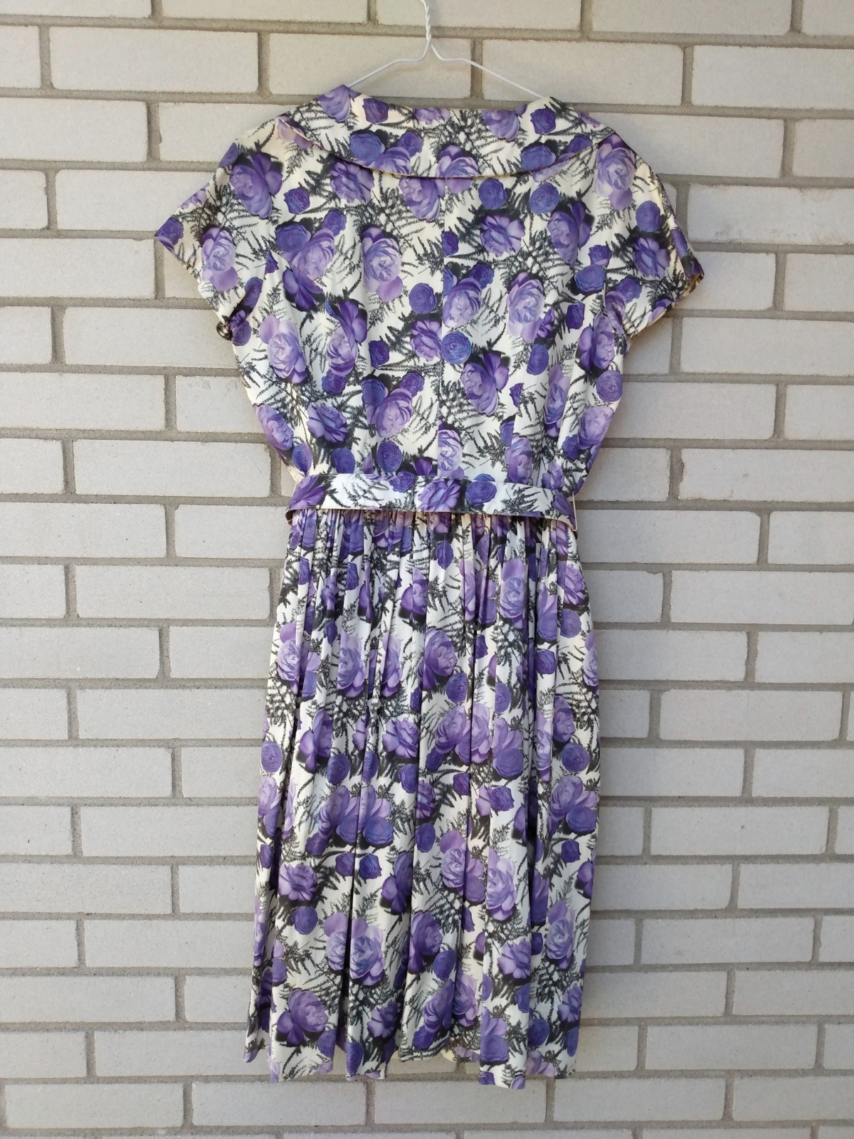 Vintage 50s Purple Rose Dress 42″ Bust 28.5″ Waist Rockabilly Tea Party 60s