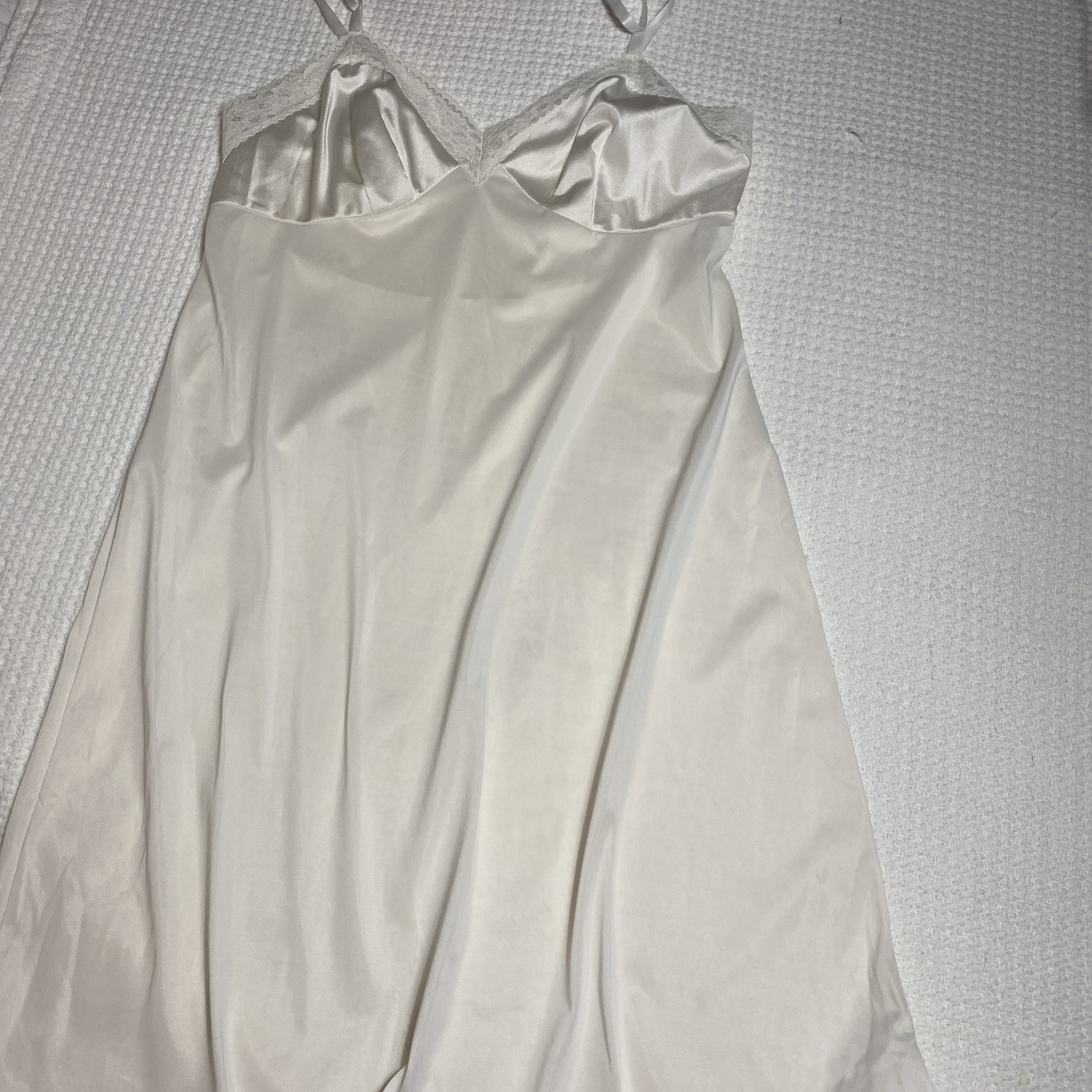 VTG Vanity Fair 10-103 Sz 36 Semi-Sheer White Nylon Lace Trim 24″ Rockabilly