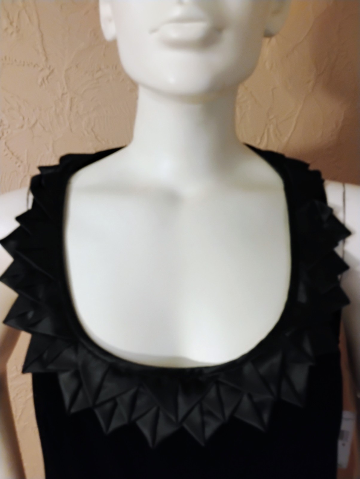 NWT 90’s „Essentials by ABS” Velvet with Geometric Satin Petal Trim Dress 8 $328