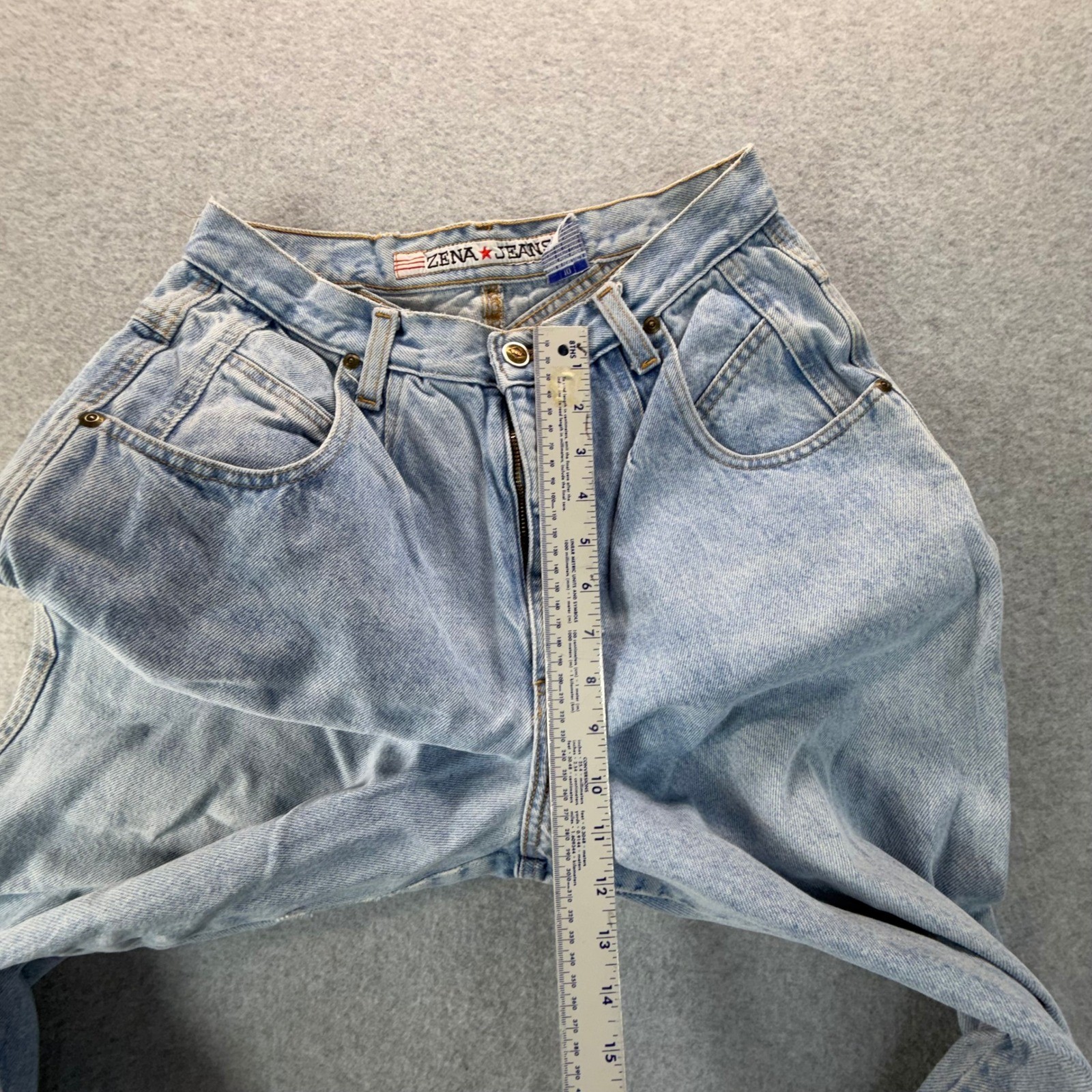 Vintage Zena Jeans Light Wash High Rise Pleated Mom Jeans Size 10 27 Waist 90s