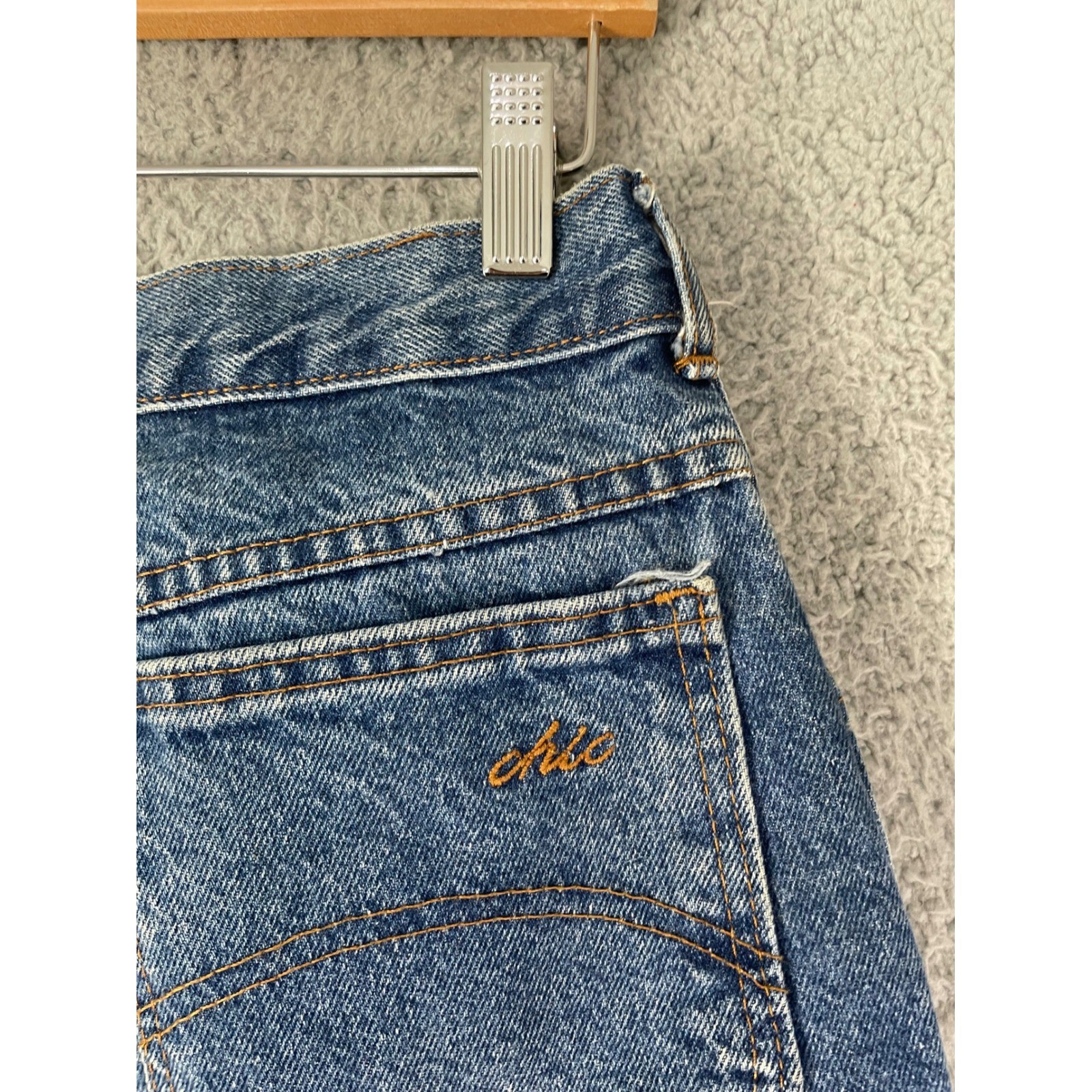 Vintage Chic High Waisted Tapered Mom Jeans Medium Wash USA Made Size 14P 28×26