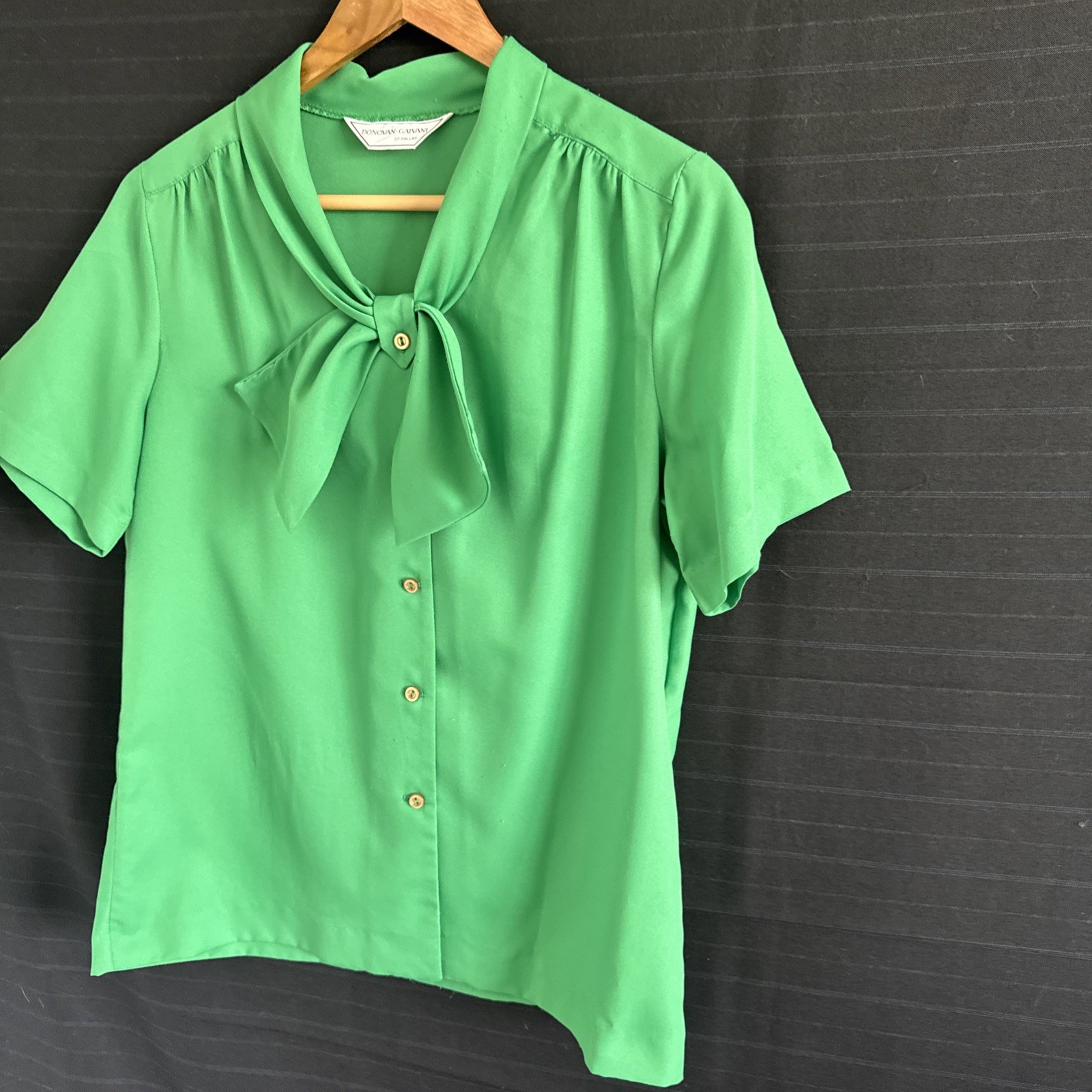 Donovan Galvani vintage green blouse 12 Retro Secretary Mod Academia Bow Front