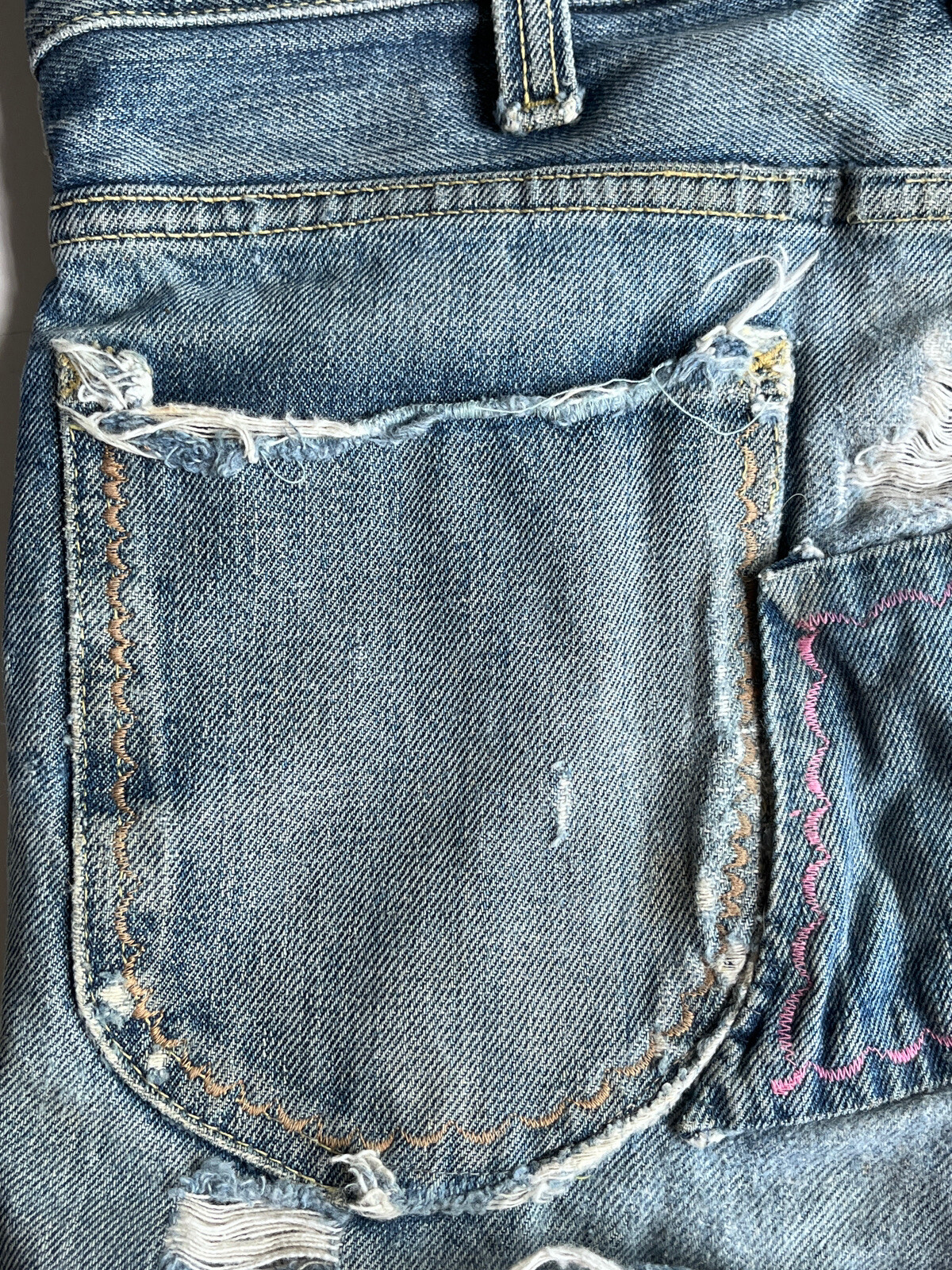 Vintage 1970s cut-offs Lee Denim Jeans Shorts Patched Repaired 28″ Waist