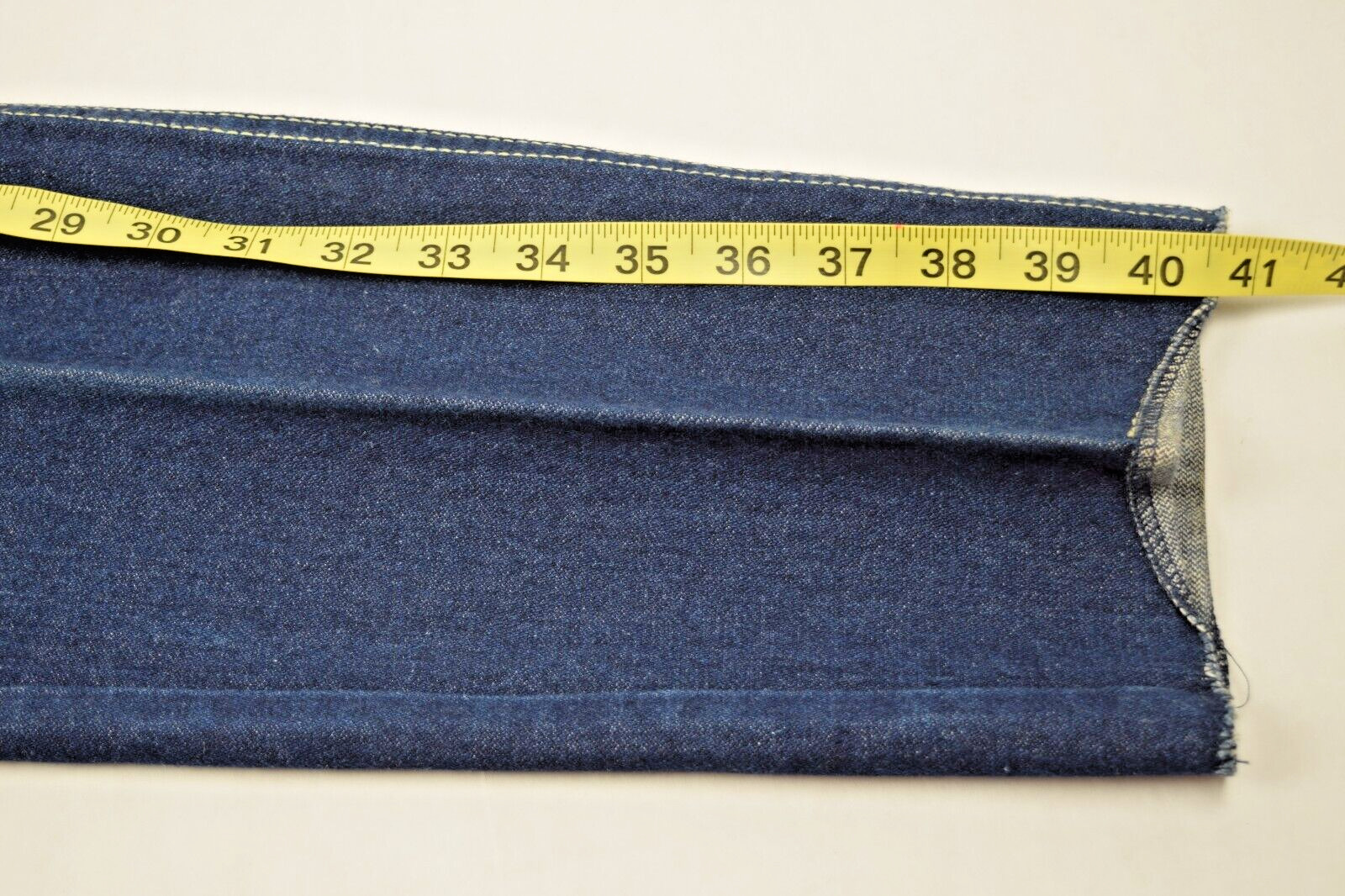 Vintage Jordache Jeans Horsehead Size 26 x 31 70s Indigo White Stitch High Waist