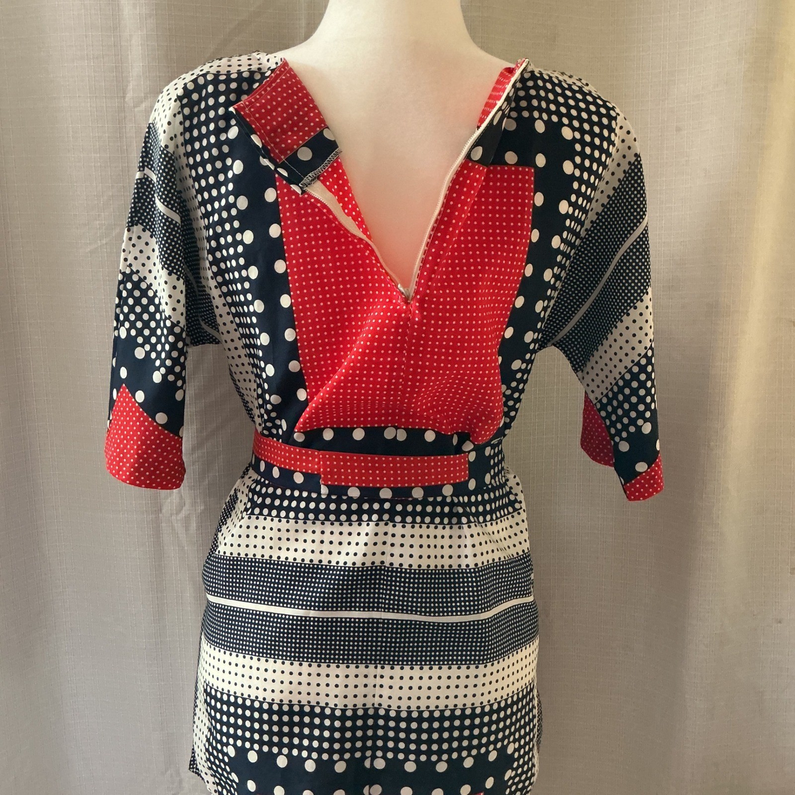 Loubella Tunic Top Wms 10/11 Red Navy Polka Dot Geometric Mod Vintage 70s Retro