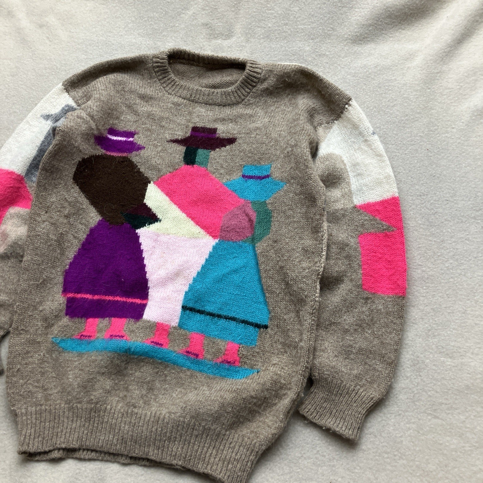 Vtg 80s Peruvian Baby Alpaca Sweater Wool S/M Geometric Design Women In Hats