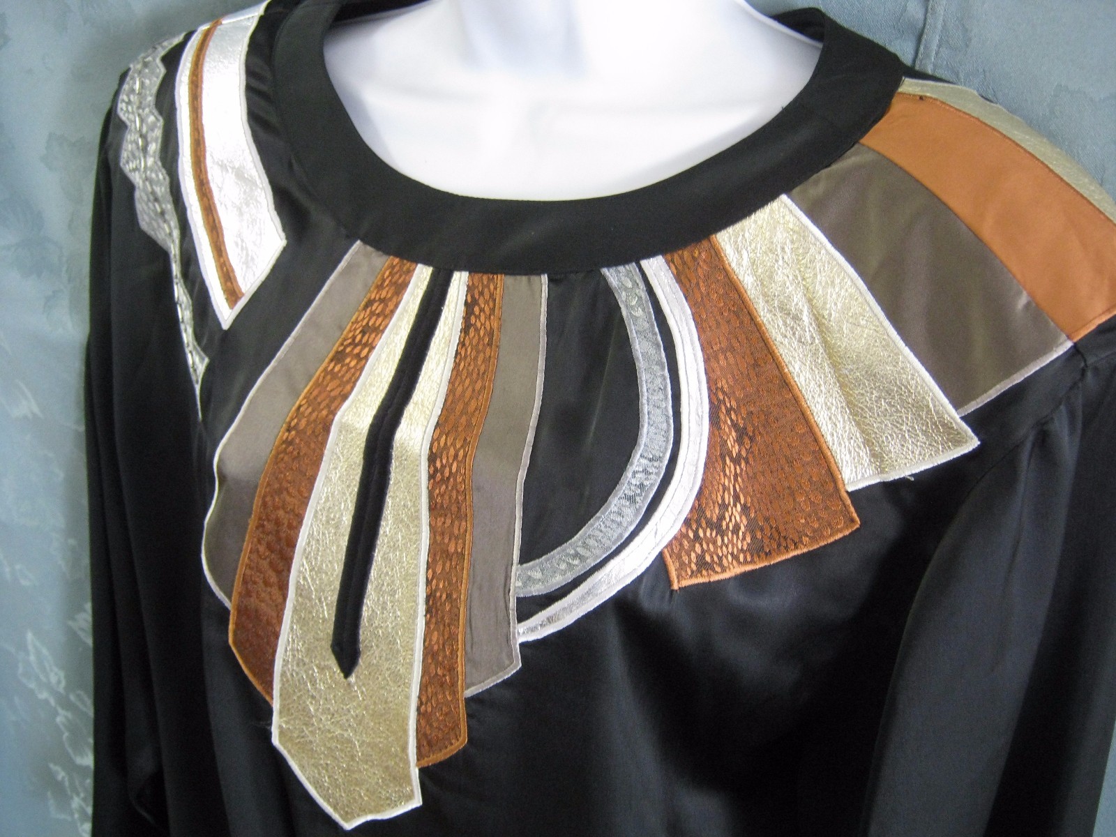 VTG 80’s Sir James Satin Blouse Size Small Leather Applique ~ Side Tie ~ Black