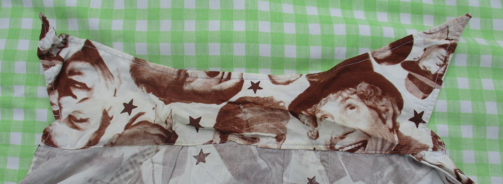 Vintage 70s Novelty Hollywood Movie Star All Over Photo Print Homemade Shirt S/M