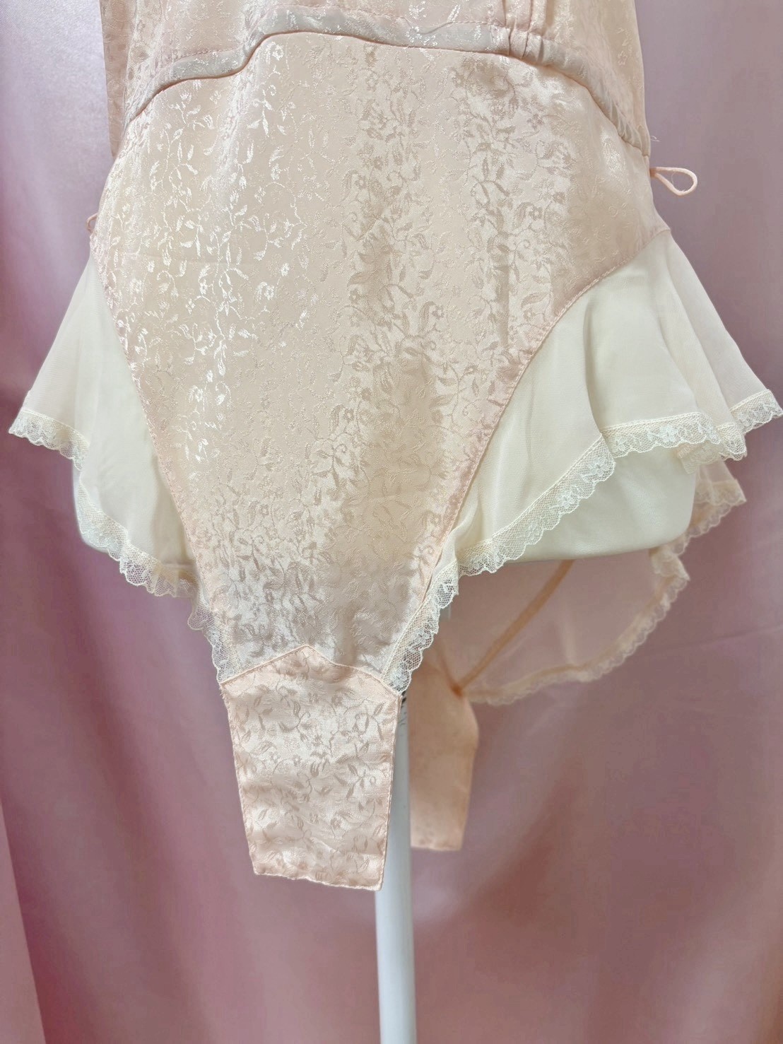 Vintage 1980s Victoria’s Secret Pink Satin Lace Teddy Lingerie Kawaii