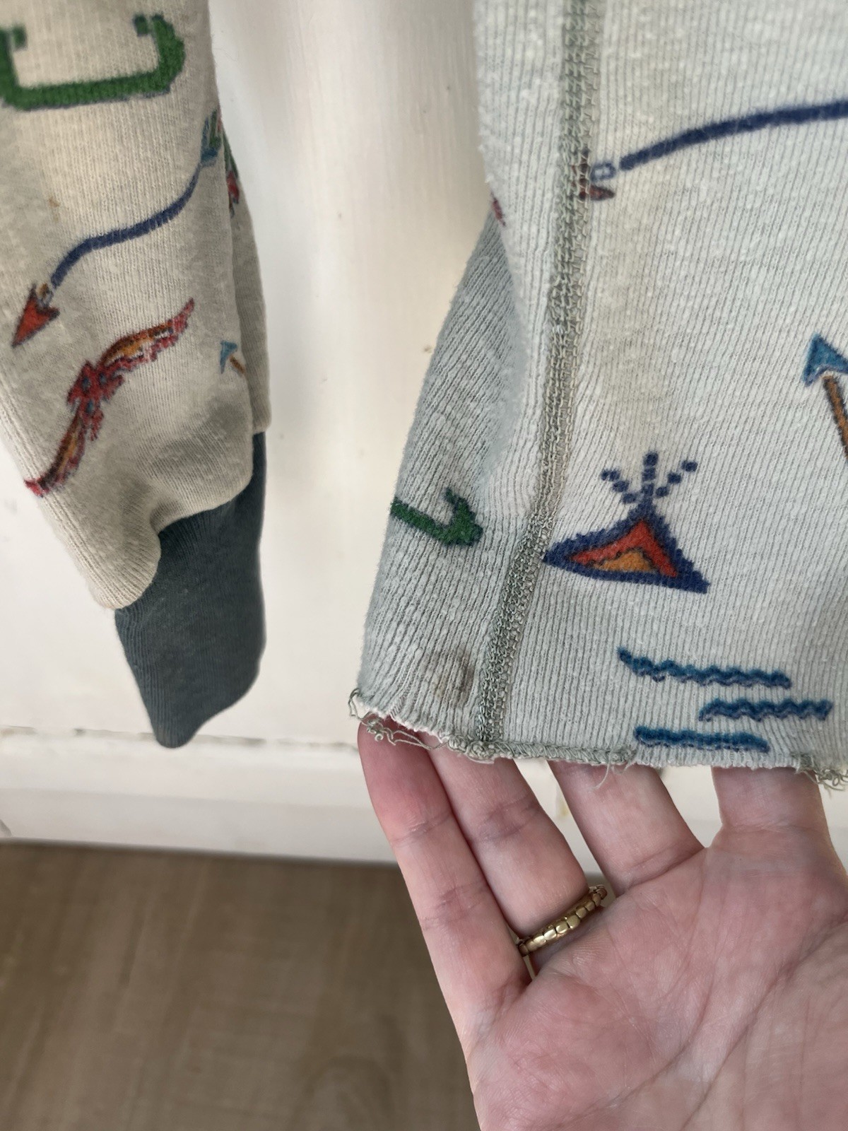 Vintage 60s Cowboy Western Native American Camp Long Sleeve Thermal T Shirt XS