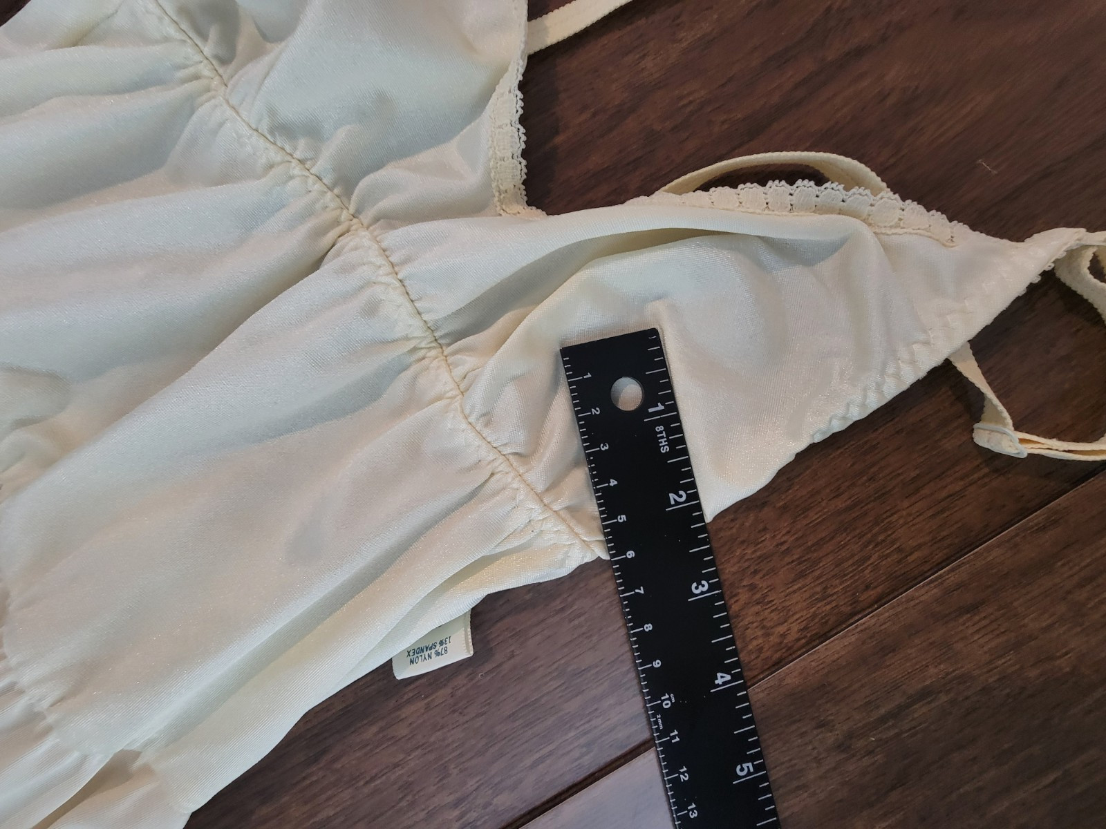 Vintage The Sears Doesnt Slip Low Back Anti-Cling Cream Formal Size 34 Deadstock