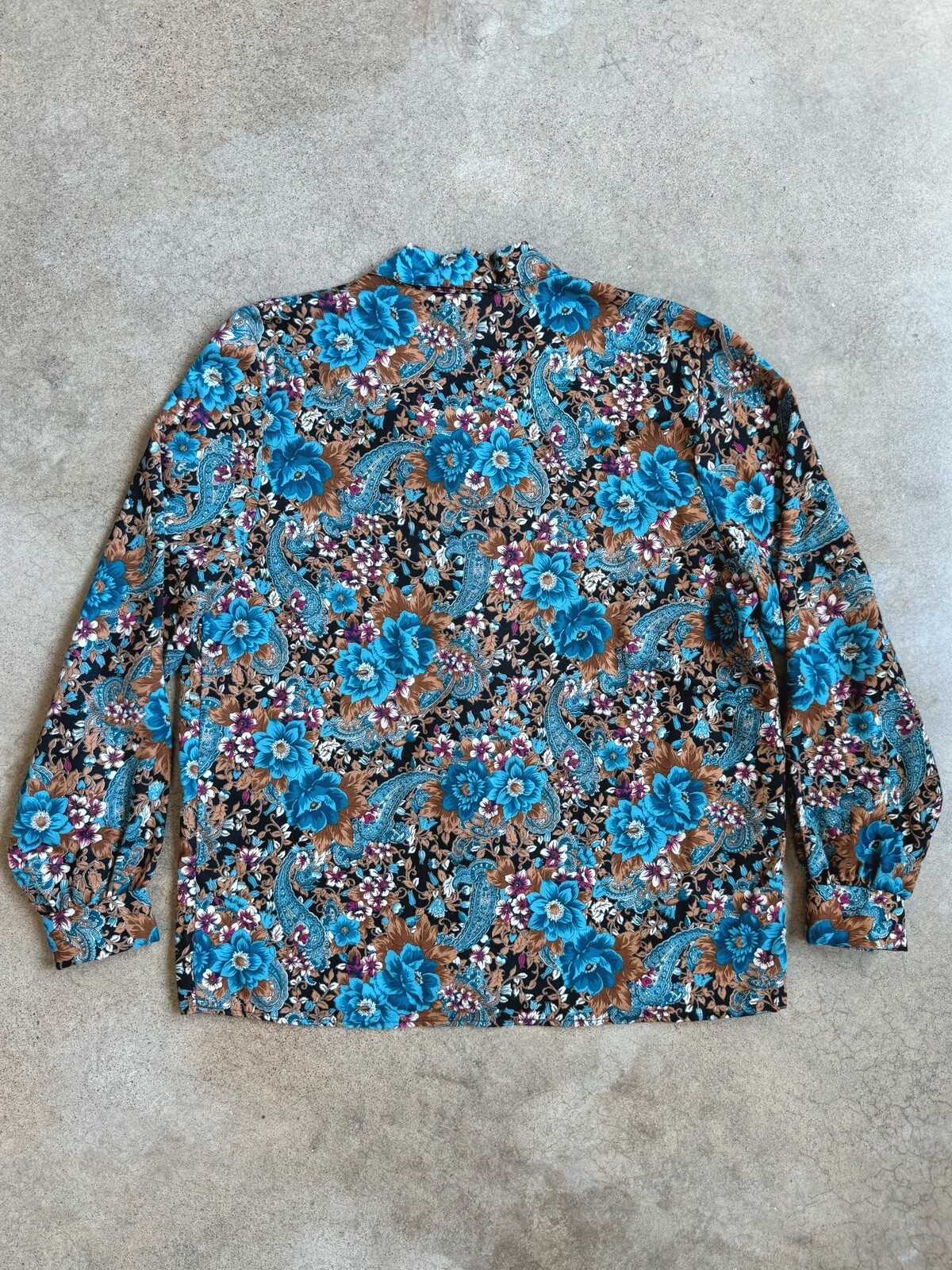 Vintage 80s/90s Cape Cod Sportswear Paisley Floral Button Up Blouse Size L