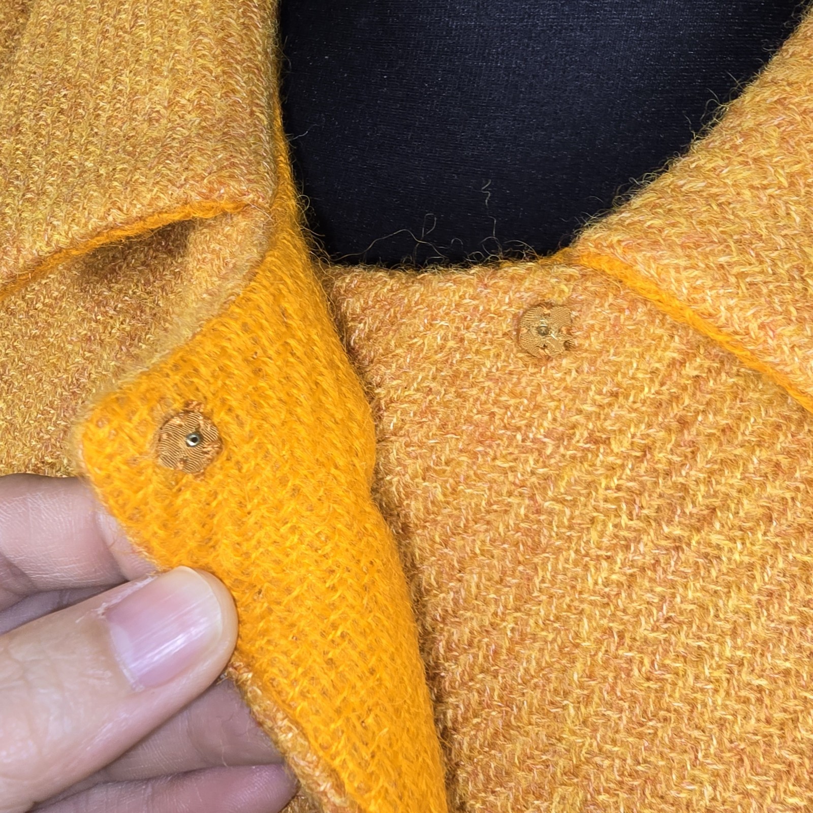 Vintage 1960s Women’s Rust Yellow Bouclé Wool Skirtsuit Mad Men Size 12