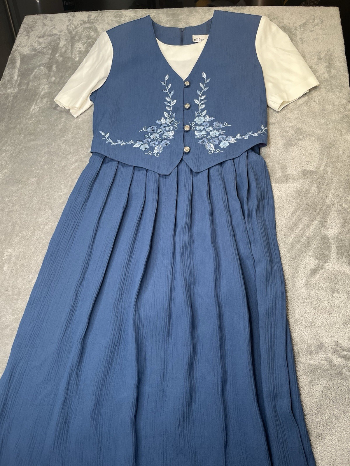 VTG Allison-Che Cottage Core Dress Blue Floral Embroidery Vest Size 10 90s