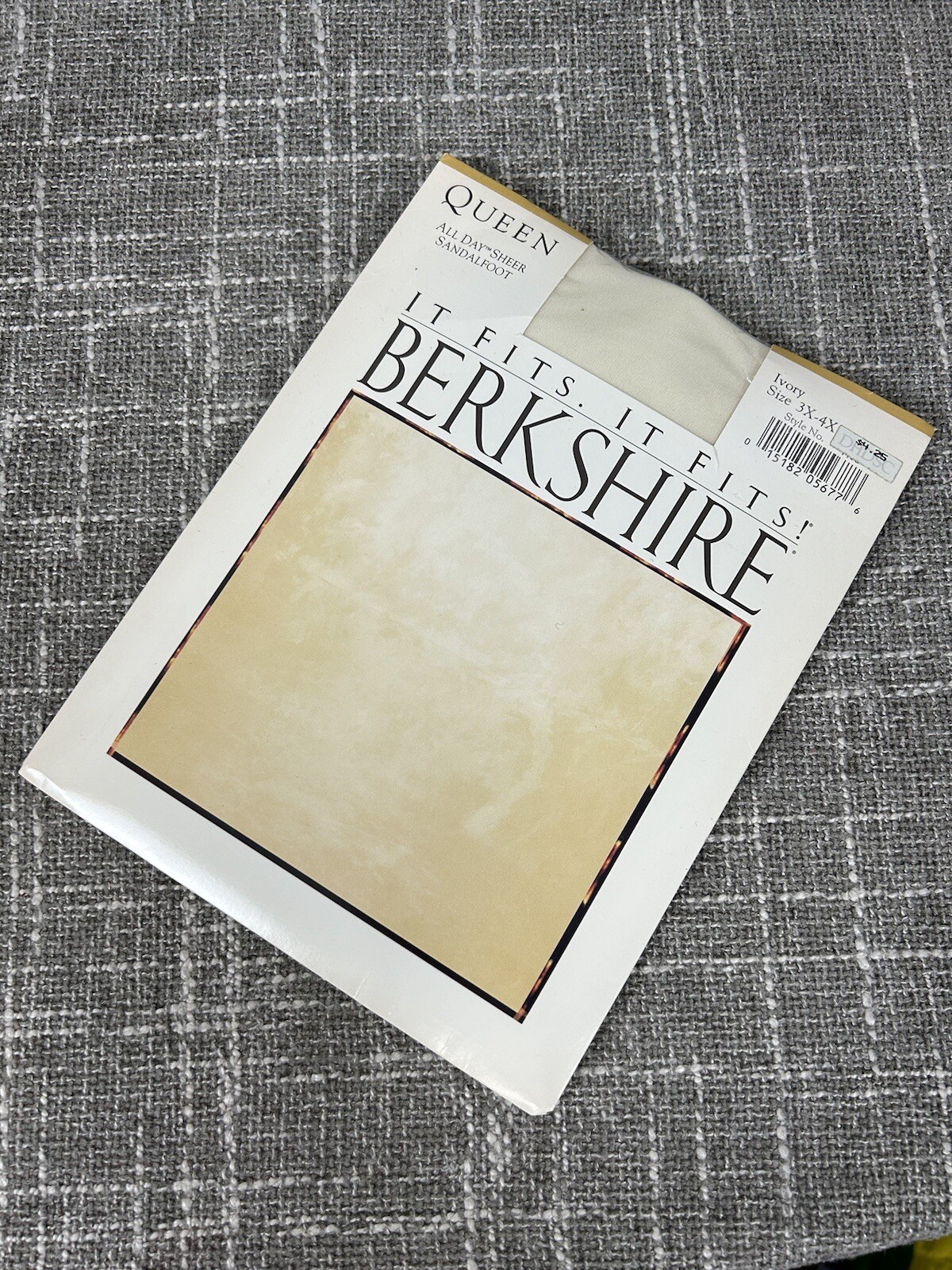 Vintage Queen 3X-4X Ivory Pantyhose Nylons Hosiery 90s Up to 6’0″ Berkshire