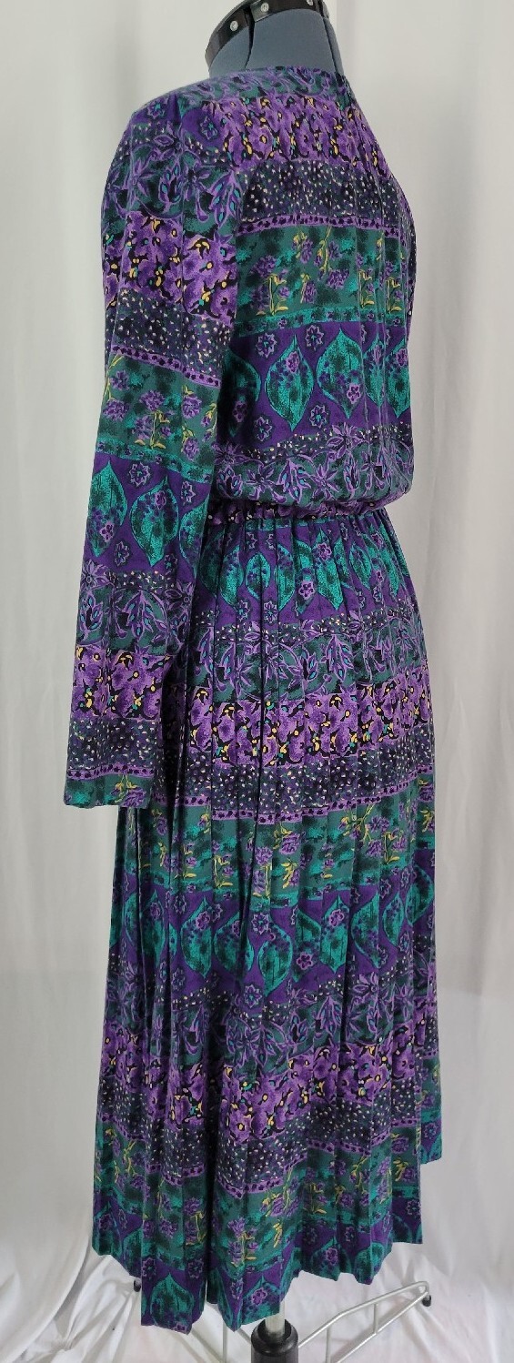 Vintage Terri Ellen Purple & Green Patterned Dress Size M/L?