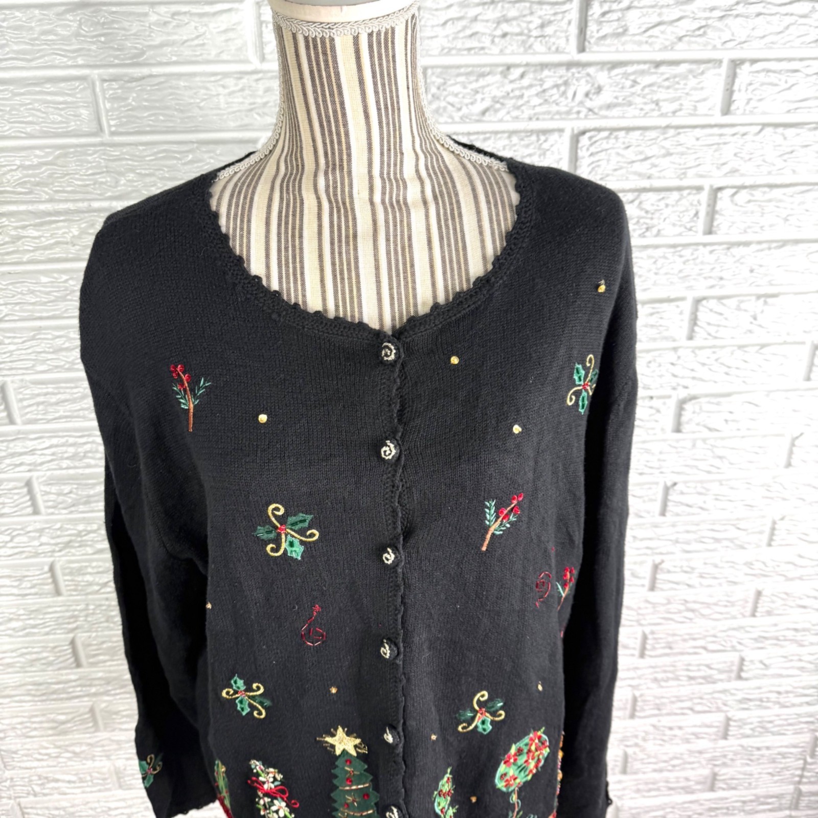 Vintage Heirloom Collectibles Christmas Cardigan Sweater Black Embroidered Large