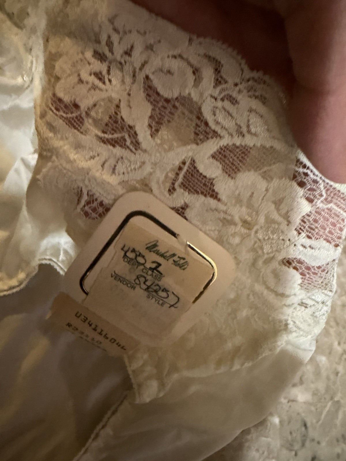 VINTAGE WACOAL LACY PANTY! WHITE . SIZE 8. NEW